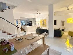 Hillcrest Park (D11), Terrace #568653731